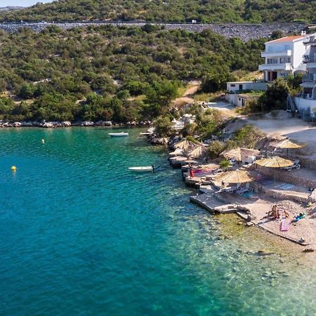 Beautiful Fully Renovated Apartment By The Sea, Large Balcony With Enchanting Views Neum Bagian luar foto