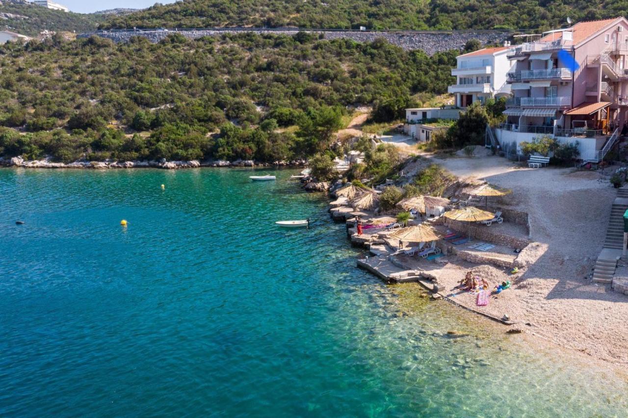 Beautiful Fully Renovated Apartment By The Sea, Large Balcony With Enchanting Views Neum Bagian luar foto